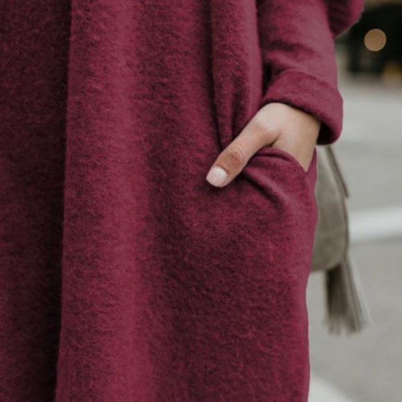 Gorgeous Loose fitting Burgundy Sweater Dress - Picture 3 of 7